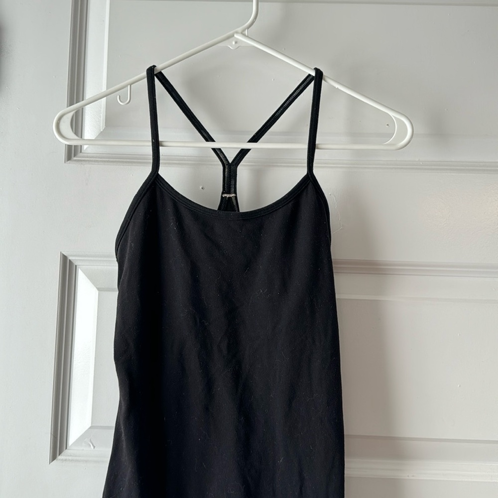 Black lulu tank